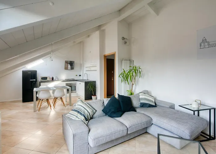 Apartament Luminosa E Accogliente Mansarda